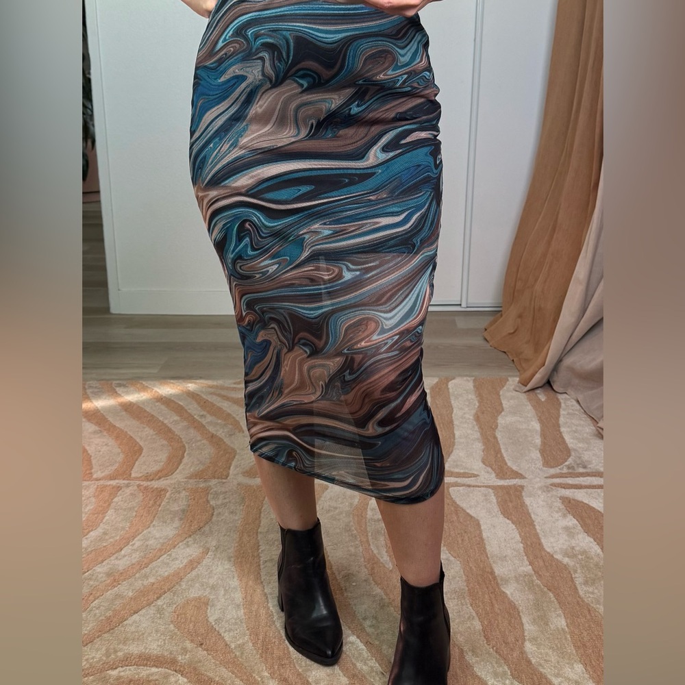 Sheer Mesh Blue and Brown Swirl Skirt Size Small